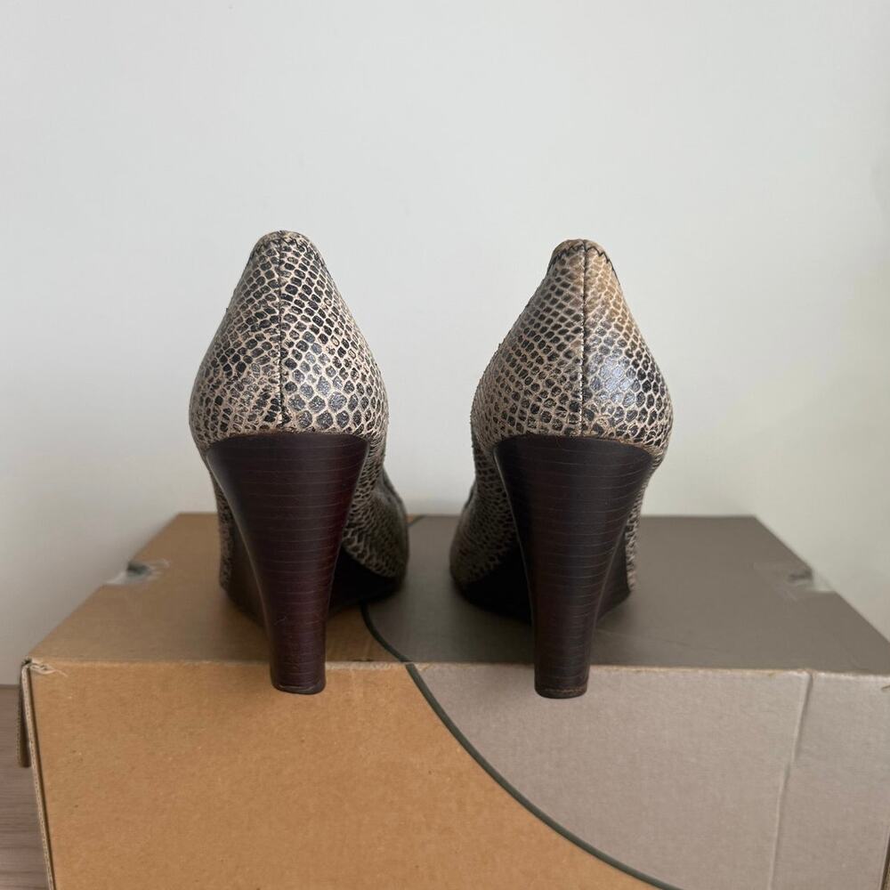 Tory Burch Julianne Python Embossed Leather Peep-… - image 5